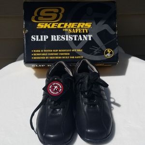 Skechers slip resistant safety shoes 10.5 size